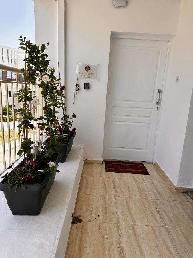 Aphrodites Suite Paphos Exterior foto